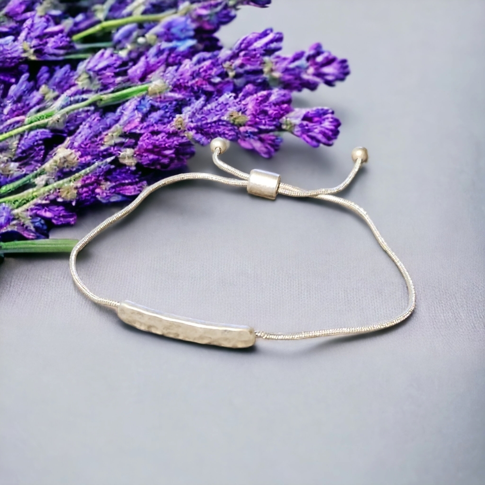 Minimalist bar bracelet